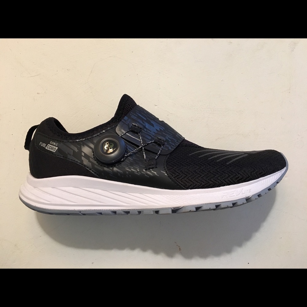 New Balance sonic fuel core running sneakers